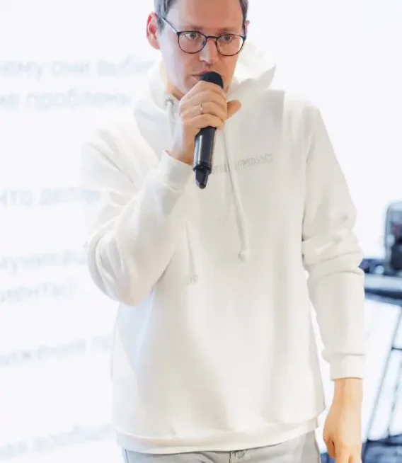 de19370a-3055-4b9b-be92-c8f416896ce6